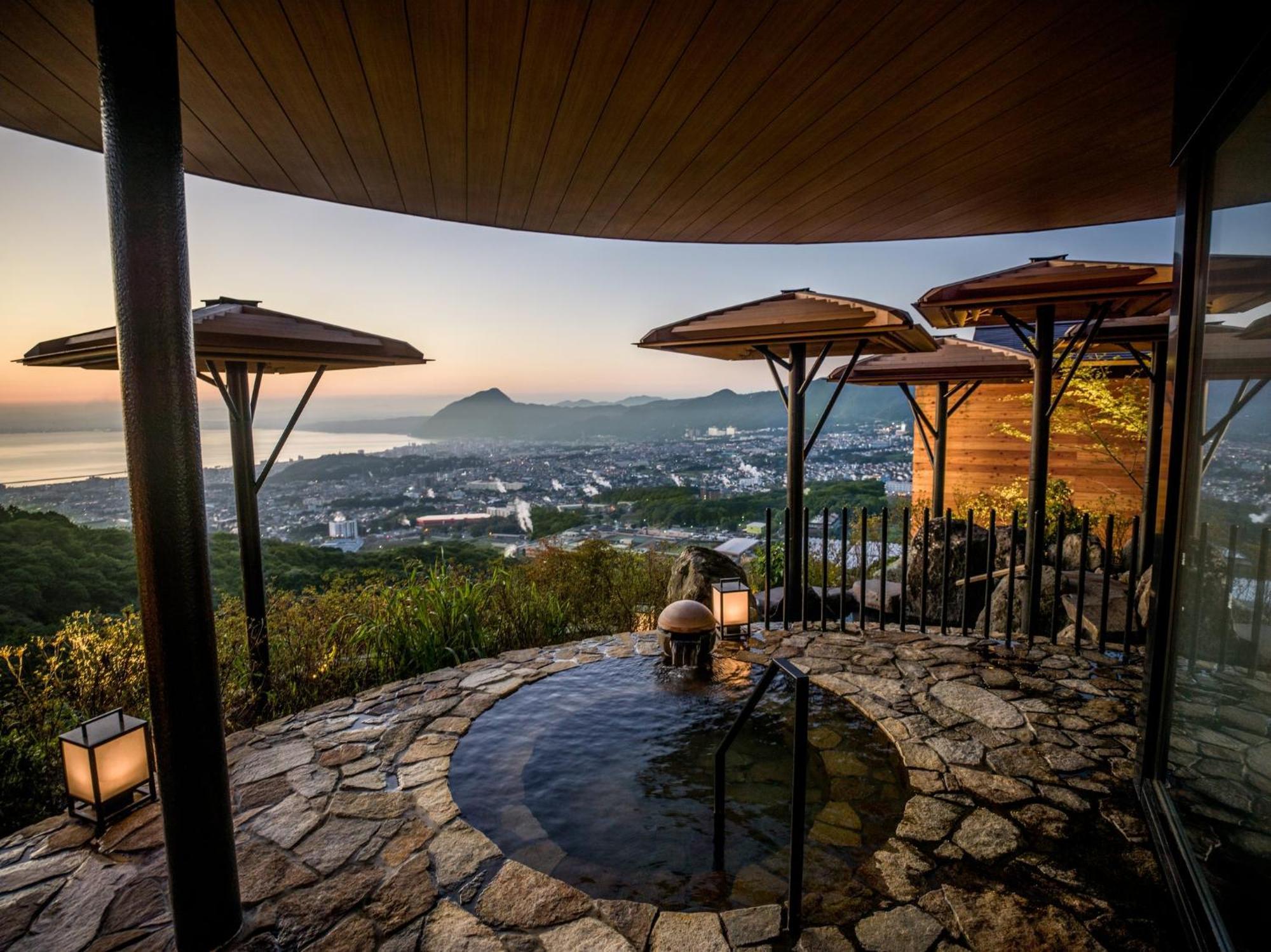 Ana Intercontinental Beppu Resort & Spa By Ihg Bagian luar foto